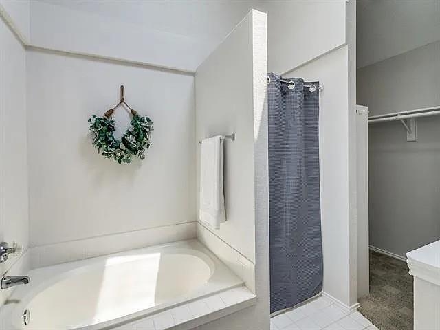 2319 Foot Hill Road McKinney, TX 75072 - Photo 11 of 17 Primary bath garden tub and separate shower