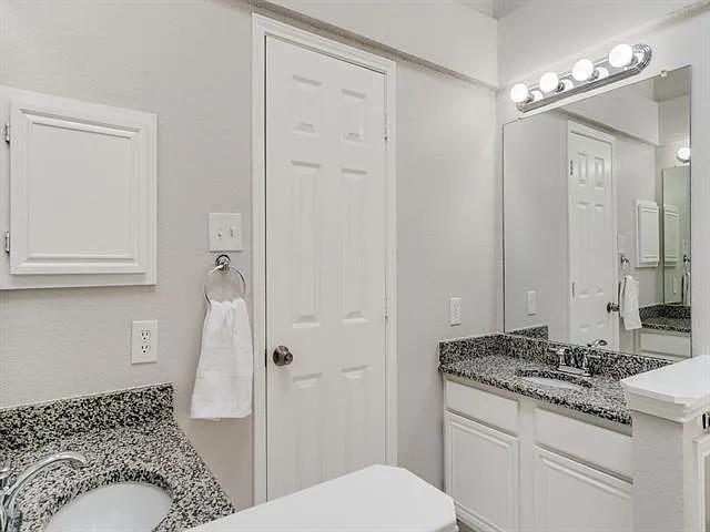 2319 Foot Hill Road McKinney, TX 75072 - Photo 12 of 17 Primary Bath with separate sinks