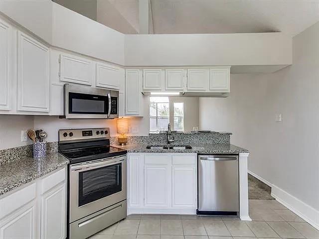 2319 Foot Hill Road McKinney, TX 75072 - Photo 5 of 17 kitchen