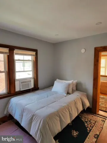 $2,900 | 903 Jackson Street Northeast, Washington, DC 20017