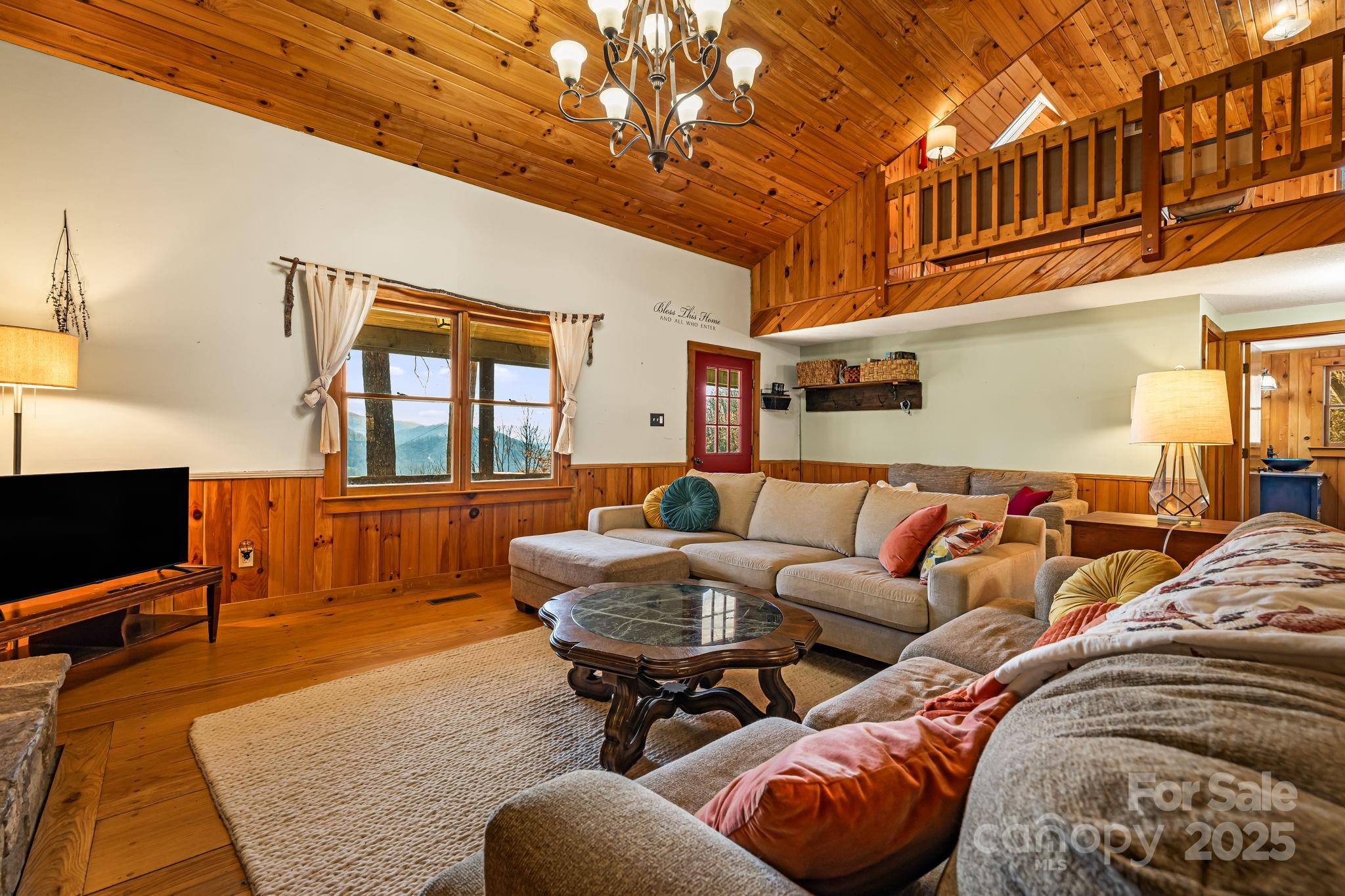 550 Cale Way Clyde, NC 28721 - Photo 10 of 48