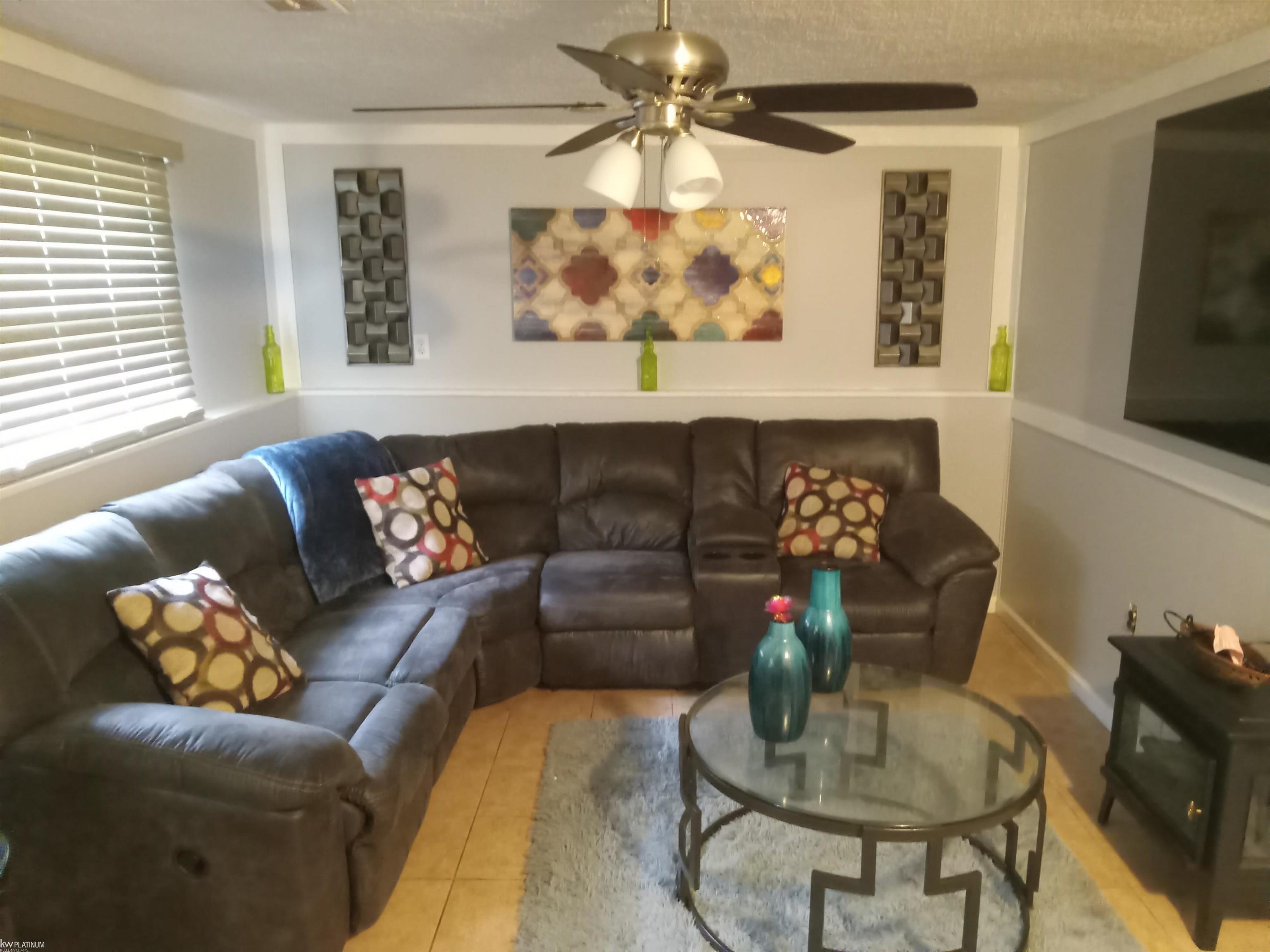 28751 Leroy Street Romulus, MI 48174 - Photo 13 of 23