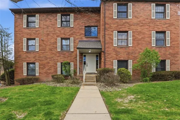 $185,000 | 7419 Lighthouse Point, Pittsburgh, PA 15221