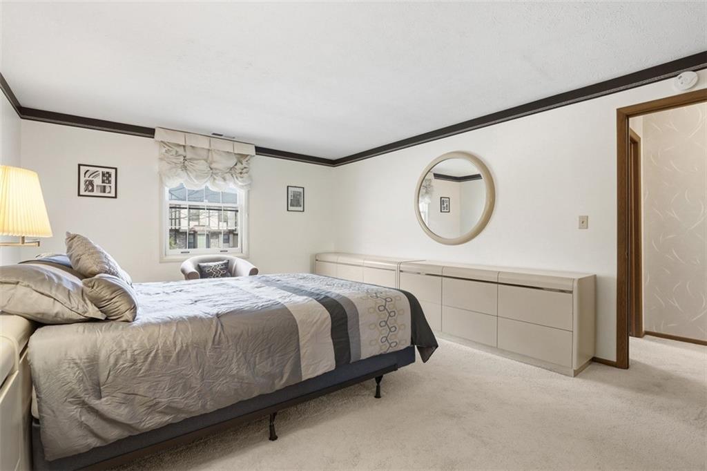 7419 Lighthouse Point Pittsburgh, PA 15221 - Photo 21 of 33