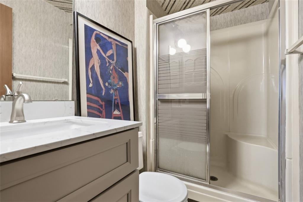 7419 Lighthouse Point Pittsburgh, PA 15221 - Photo 22 of 33