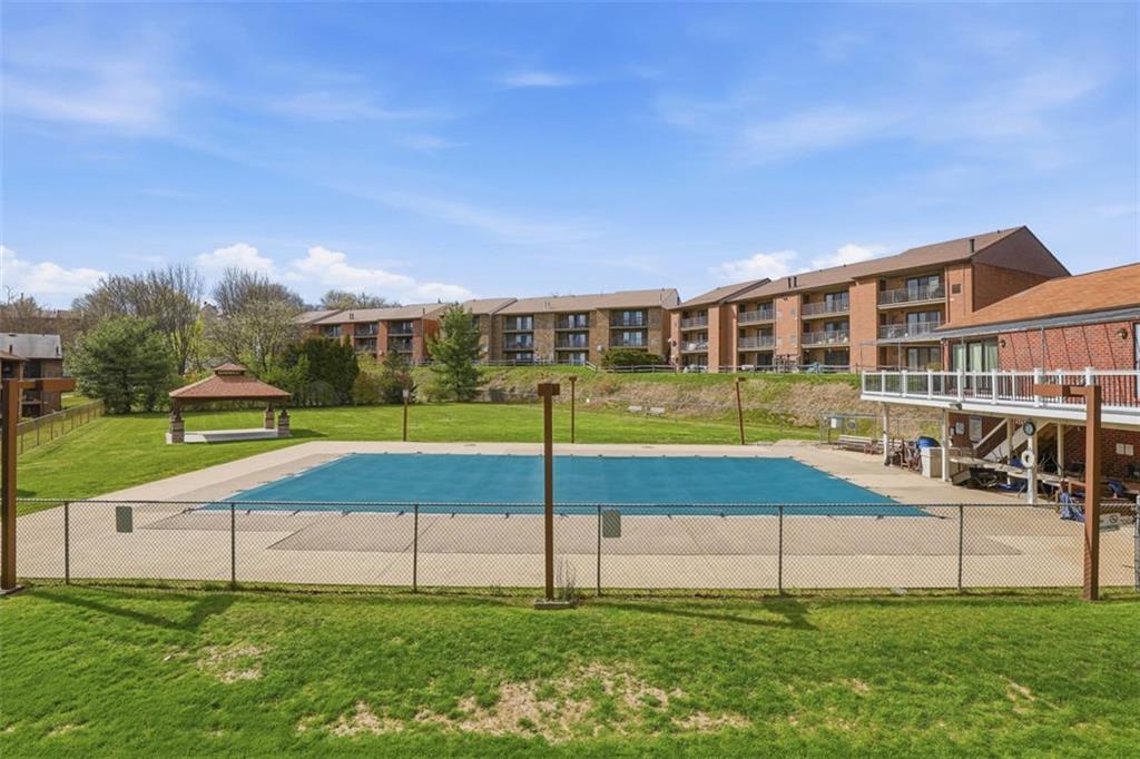 7419 Lighthouse Point Pittsburgh, PA 15221 - Photo 27 of 33