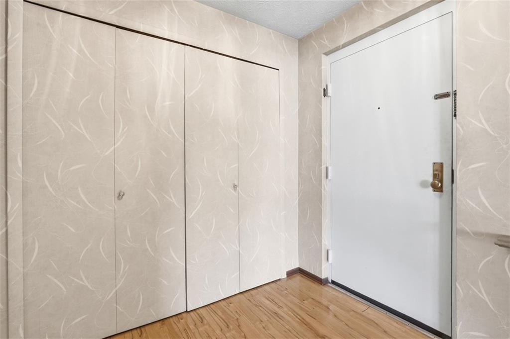 7419 Lighthouse Point Pittsburgh, PA 15221 - Photo 4 of 33