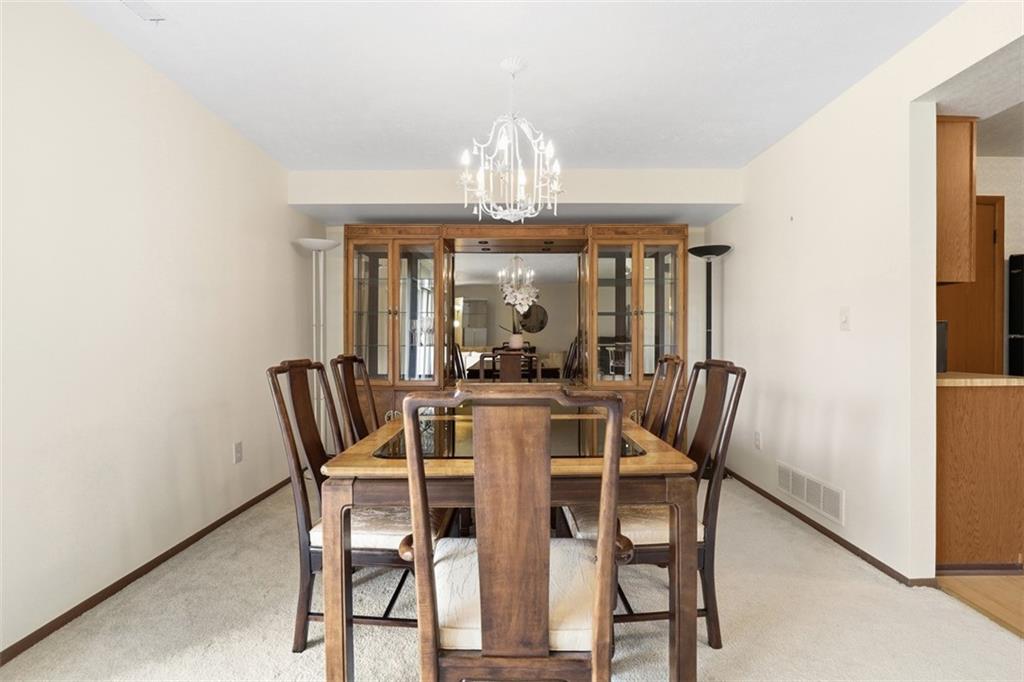 7419 Lighthouse Point Pittsburgh, PA 15221 - Photo 10 of 33