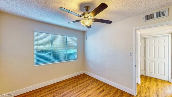 $1,250 | 1302 Rexford Place, Unit 1, Las Vegas, NV 89104