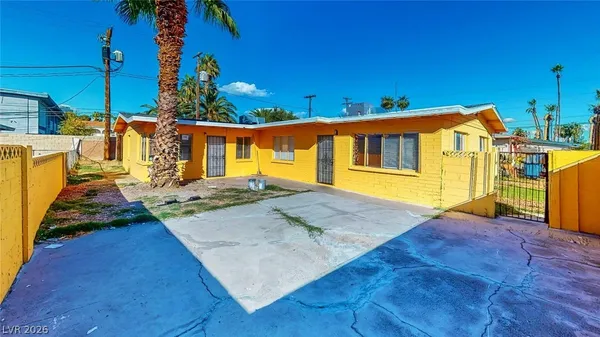 $1,250 | 1302 Rexford Place, Unit 1, Las Vegas, NV 89104