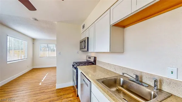 $1,250 | 1302 Rexford Place, Unit 1, Las Vegas, NV 89104