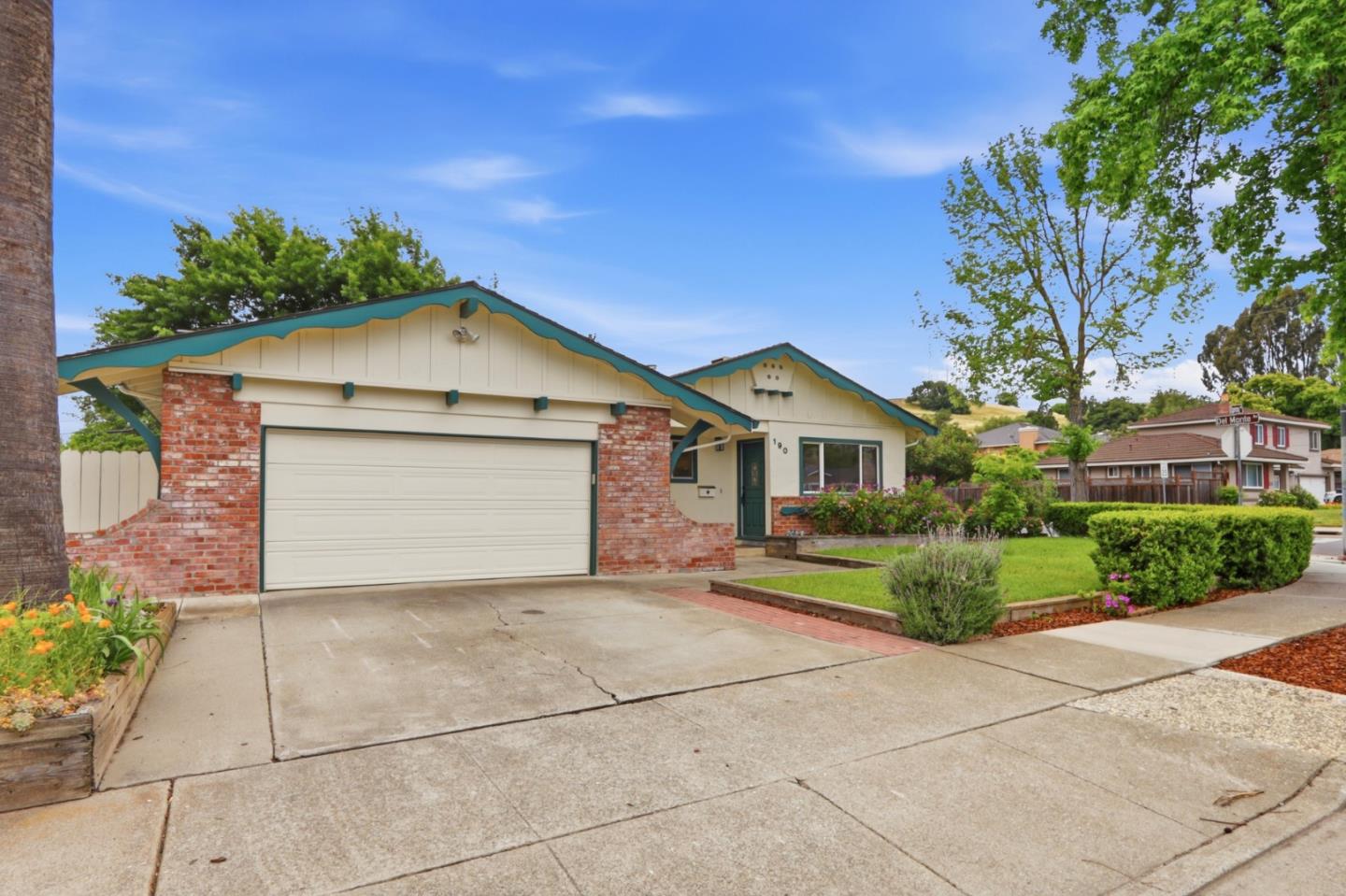 190 Spring Avenue Morgan Hill, CA 95037 - Photo 3 of 45