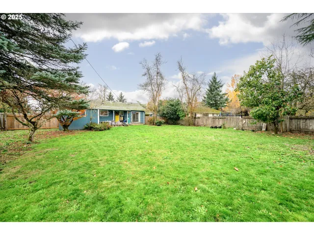 $398,000 | 1735 Minda Drive, Eugene, OR 97401