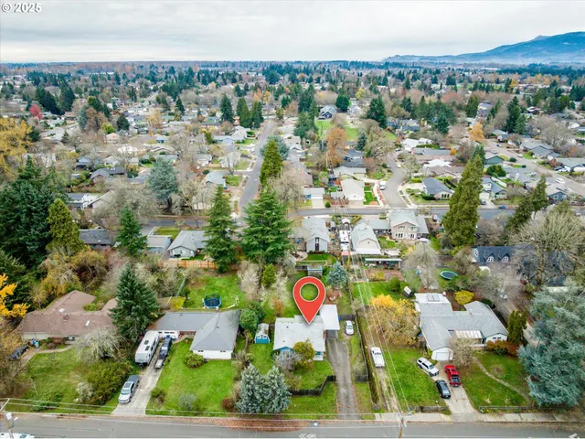 $398,000 | 1735 Minda Drive, Eugene, OR 97401