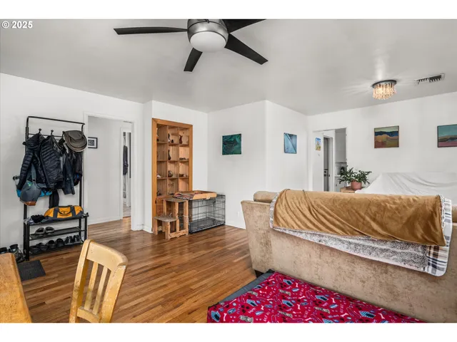 $398,000 | 1735 Minda Drive, Eugene, OR 97401