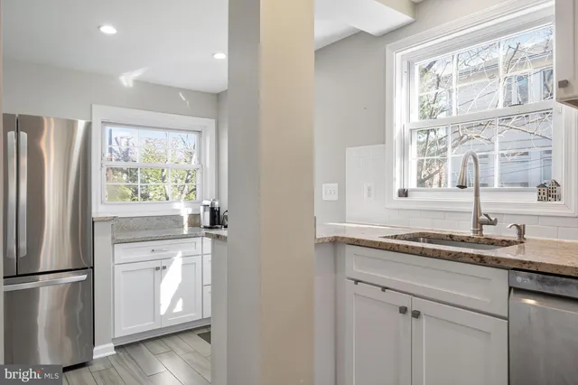 $1,100,000 | 413 Tennessee Avenue, Alexandria, VA 22305