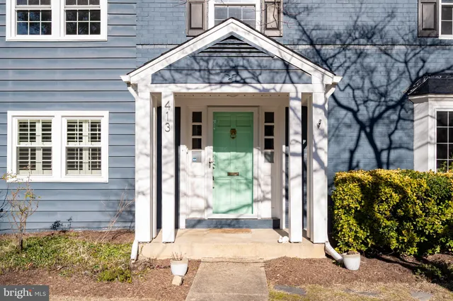 $1,100,000 | 413 Tennessee Avenue, Alexandria, VA 22305