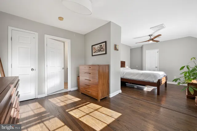 $1,100,000 | 413 Tennessee Avenue, Alexandria, VA 22305