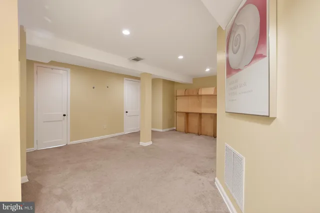 $1,100,000 | 413 Tennessee Avenue, Alexandria, VA 22305