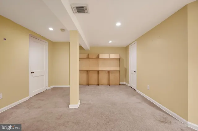 $1,100,000 | 413 Tennessee Avenue, Alexandria, VA 22305