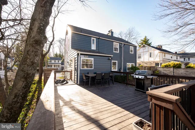 $1,100,000 | 413 Tennessee Avenue, Alexandria, VA 22305