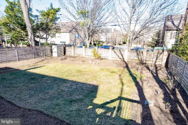 $1,100,000 | 413 Tennessee Avenue, Alexandria, VA 22305