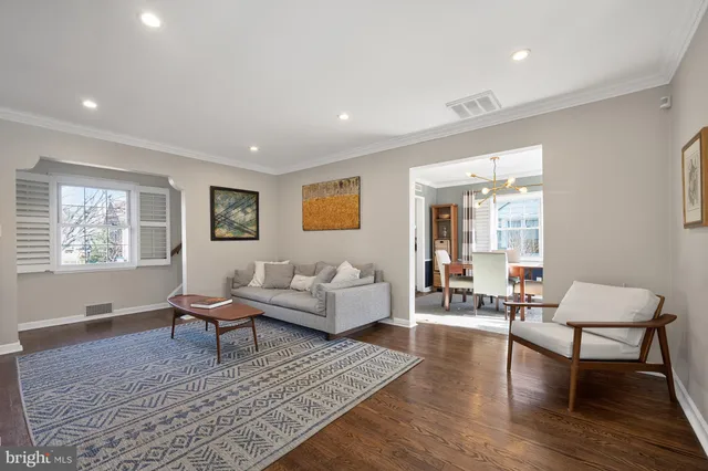 $1,100,000 | 413 Tennessee Avenue, Alexandria, VA 22305