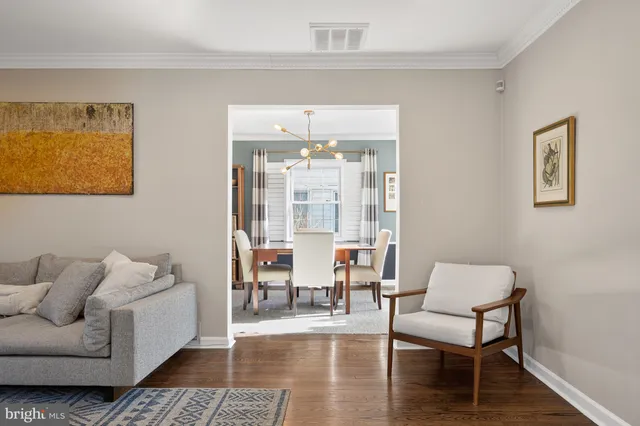 $1,100,000 | 413 Tennessee Avenue, Alexandria, VA 22305