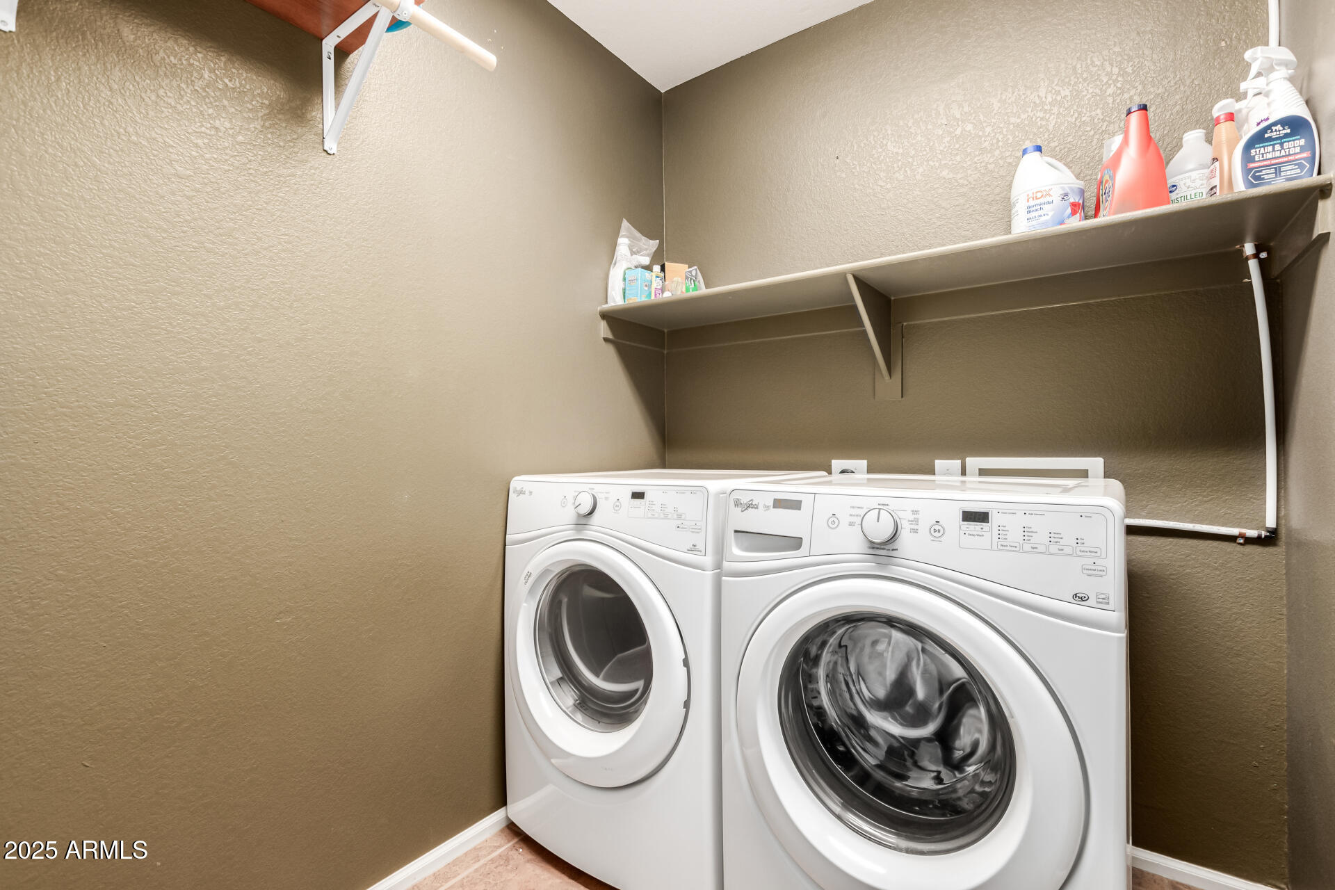21651 North Van Loo Drive Maricopa, AZ 85138 - Photo 32 of 45 Laundry Room