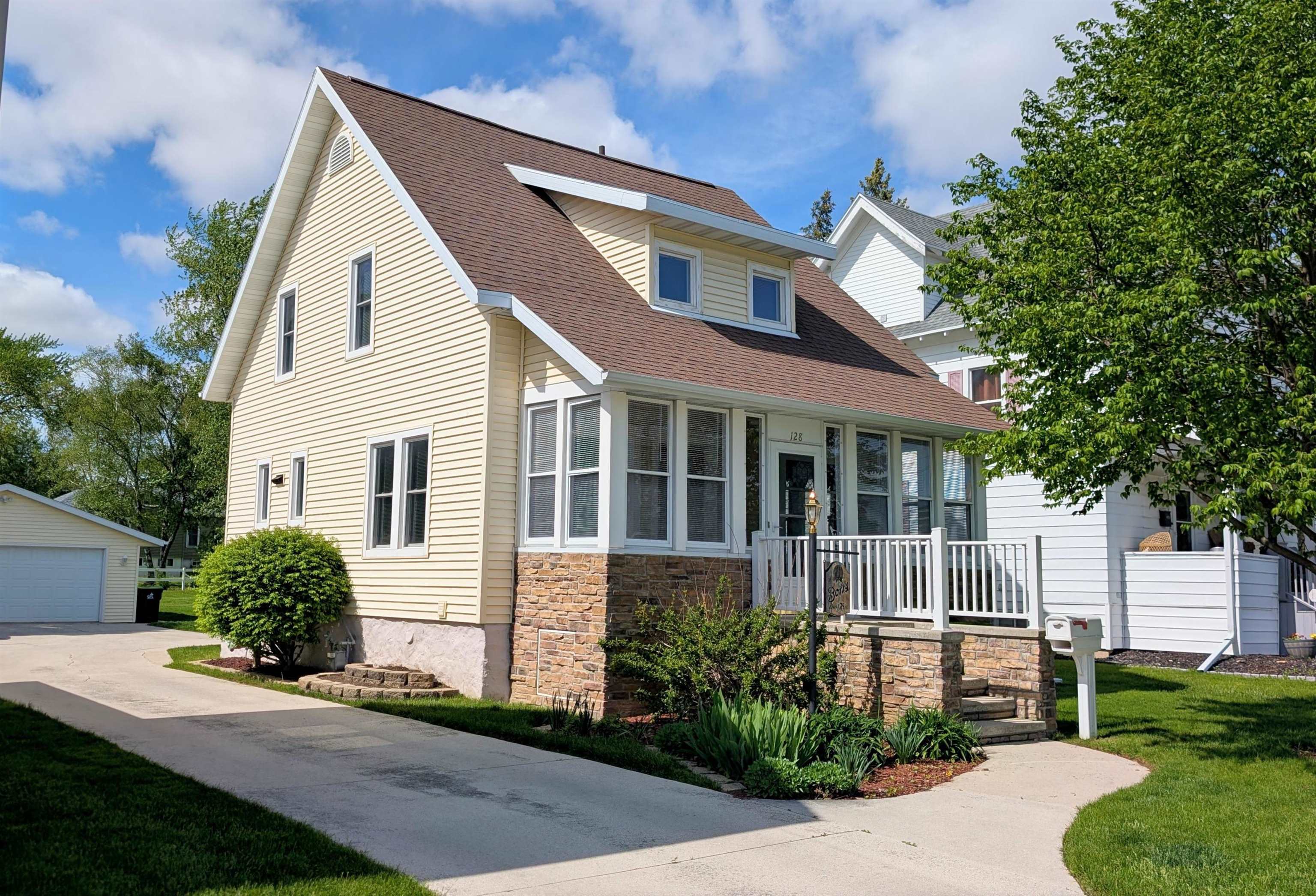 128 School Street Chilton, WI 53014 - Photo 1 of 1