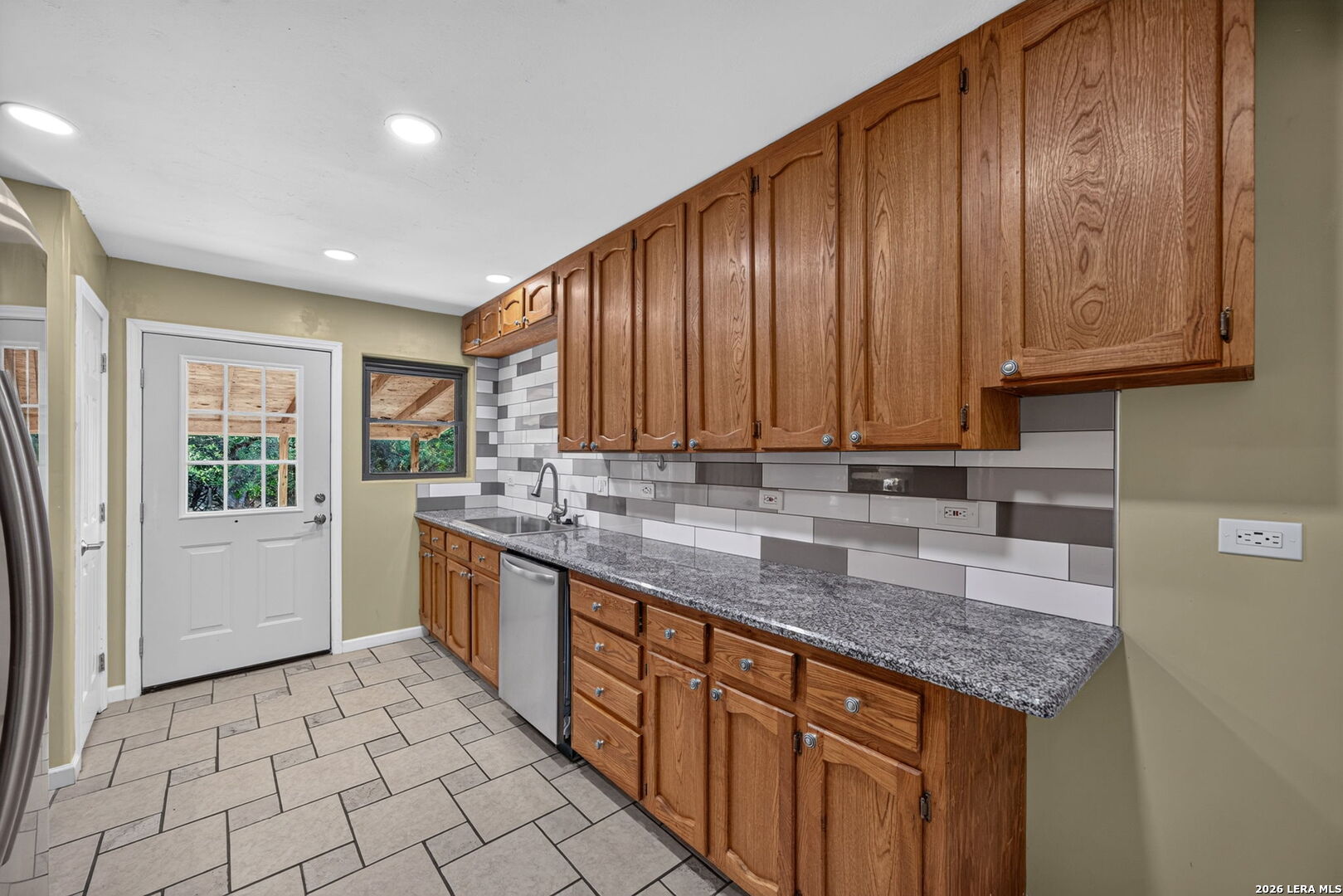 190 Rosenberry Bulverde, TX 78163 - Photo 15 of 28 Gallery Image 15