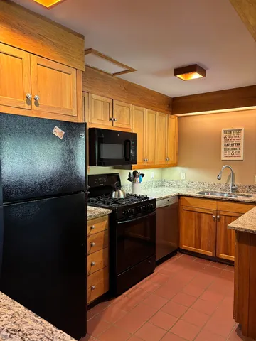 $6,500 | 225 Mountain Glen Drive, Unit 3, Stowe, VT 05672