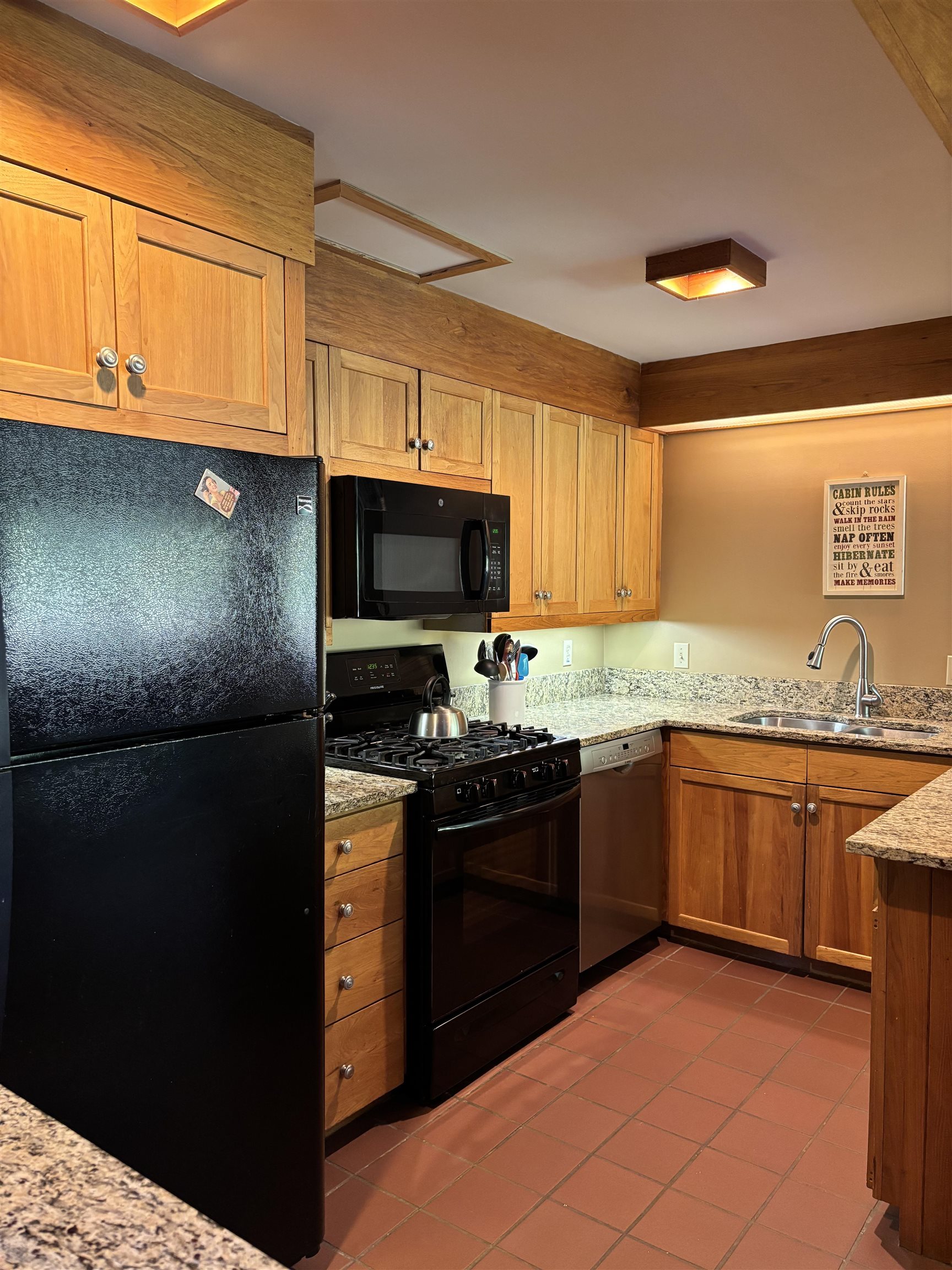 225 Mountain Glen Drive, Unit 3 Stowe, VT 05672 - Photo 4 of 7