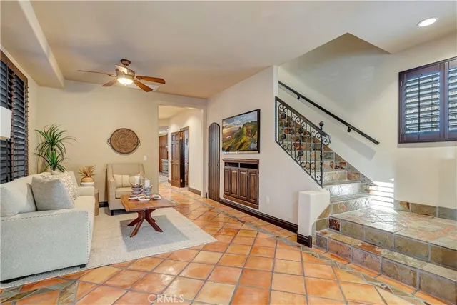 $1,995,000 | 221 Hartford Avenue, Huntington Beach, CA 92648