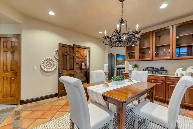 $1,995,000 | 221 Hartford Avenue, Huntington Beach, CA 92648