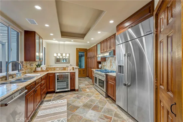 $1,995,000 | 221 Hartford Avenue, Huntington Beach, CA 92648