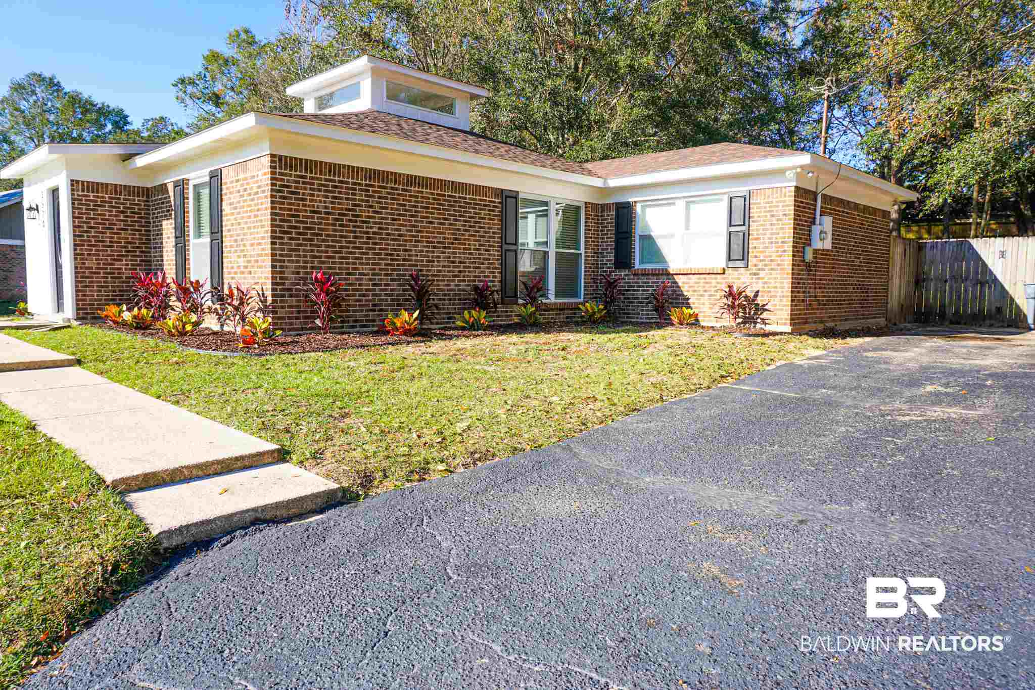 3520 Creekway Road Mobile, AL 36619 - Photo 2 of 24