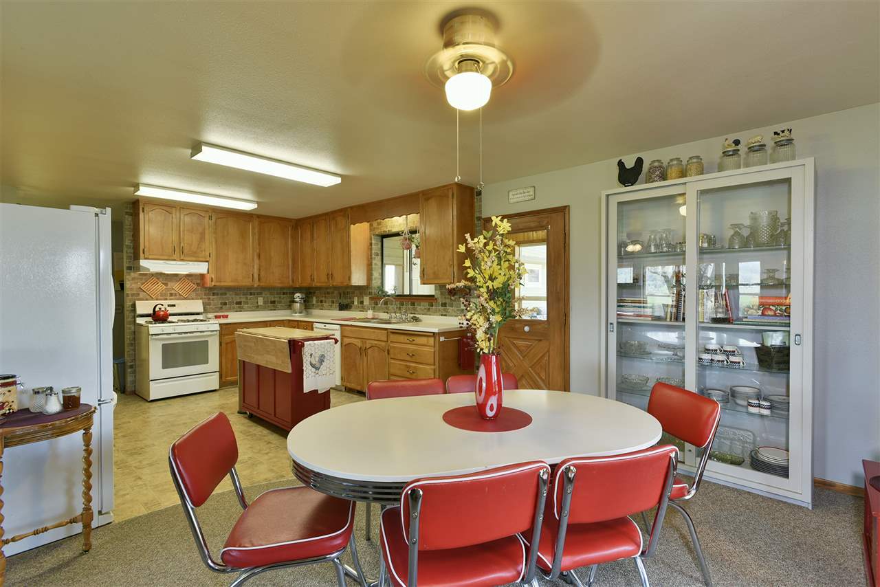 11304 East Side Road Fort Jones, CA 96032 - Photo 18 of 27 Gallery Image 18