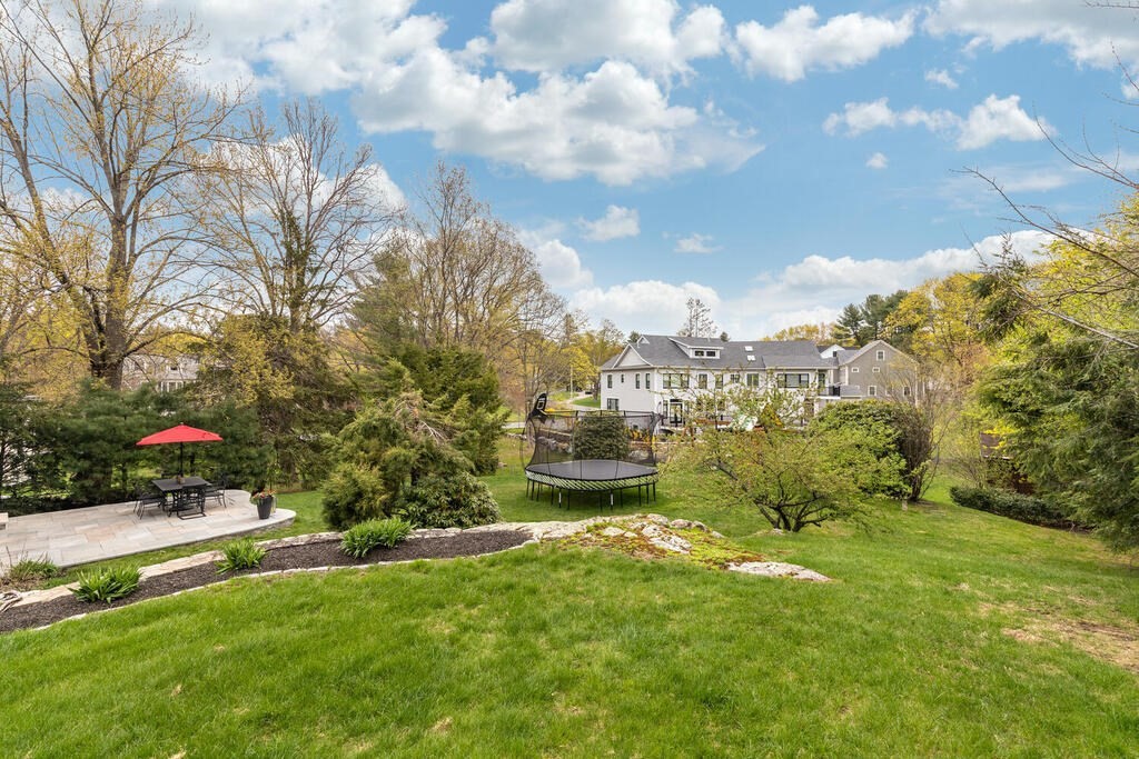 5 Paul Revere Road Lexington, MA 02421 - Photo 20 of 25 Gallery Image 20