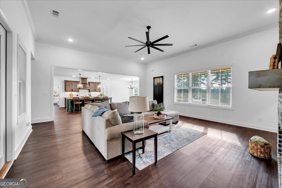4045 Roundtop Circle Perry, GA 31069 - Photo 8 of 73