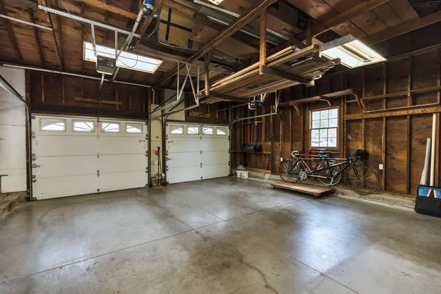 $650,000 | 5 Fernwood Drive, Merrimack, NH 03054