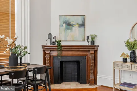 $330,000 | 1035 Spruce Street, Unit 102, Philadelphia, PA 19107