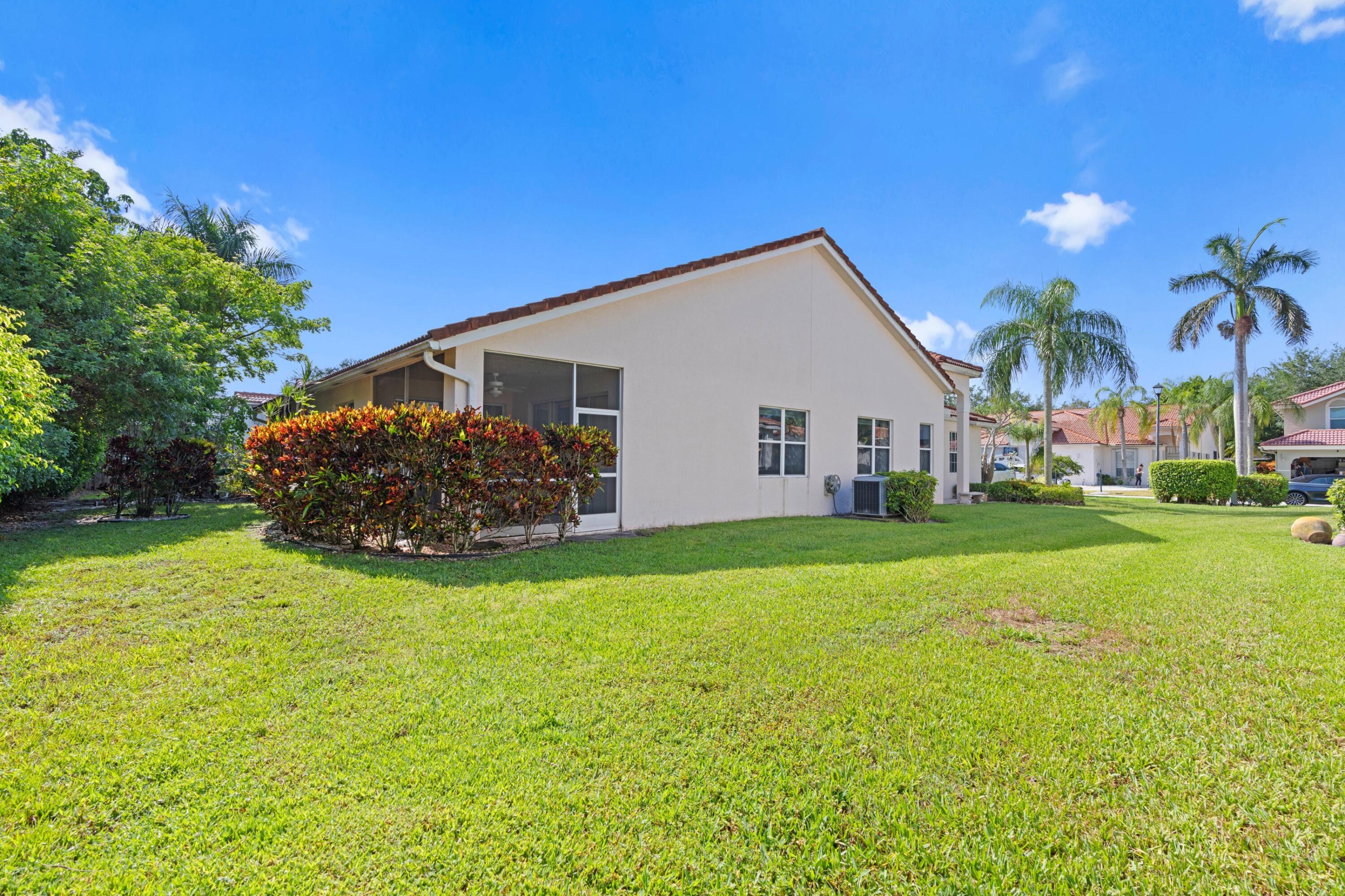 8627 Vía Giula Boca Raton, FL 33496 - Photo 14 of 19 14