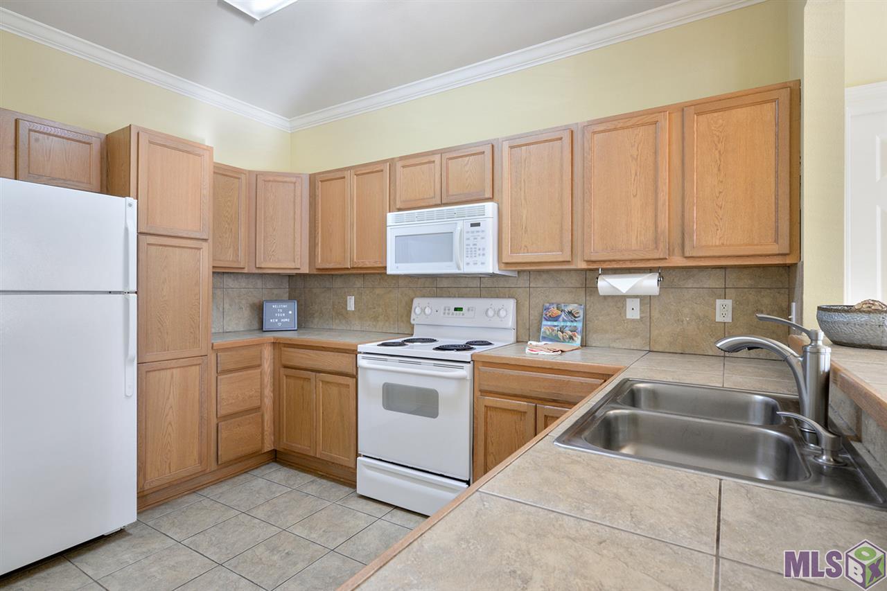 1741 Brightside Drive, Unit B8 Baton Rouge, LA 70820 - Photo 6 of 15 Gallery Image 6