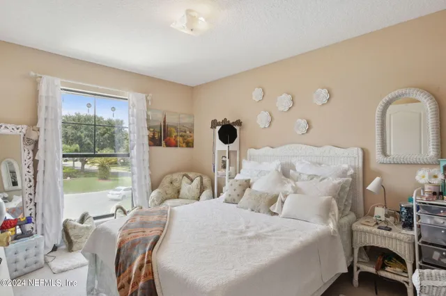 $2,400 | 3246 Millpond Court, Orange Park, FL 32065