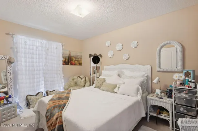 $2,400 | 3246 Millpond Court, Orange Park, FL 32065