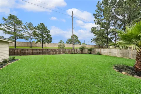 $579,000 | 6102 Laguna Del Rey Drive, Houston, TX 77041