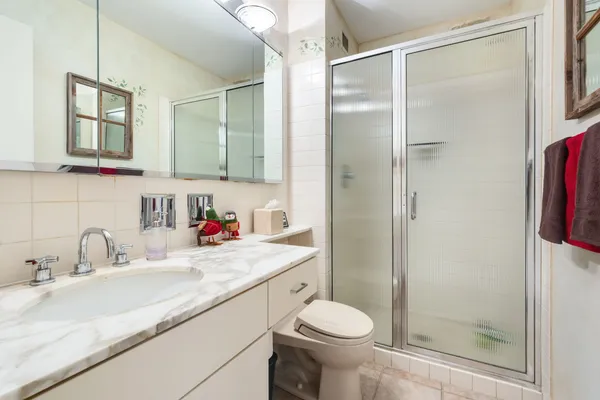 $569,000 | 100 East Bellevue Place, Unit 23B, Chicago, IL 60611