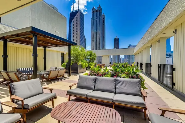 $569,000 | 100 East Bellevue Place, Unit 23B, Chicago, IL 60611