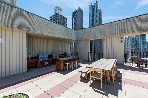 $569,000 | 100 East Bellevue Place, Unit 23B, Chicago, IL 60611